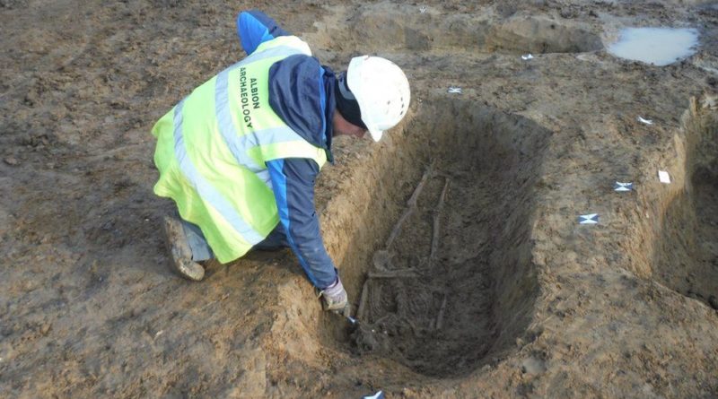 First example of Roman crucifixion in UK found in Cambridgeshire