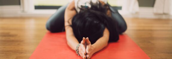 What is Yin Yoga & What are the Benefits?